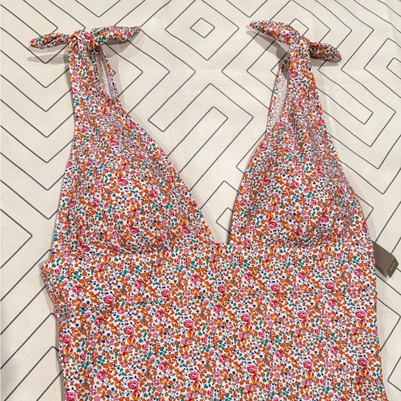 NWT J. Crew x Liberty London Floral One Piece Swimsuit - Picture 2 of 16